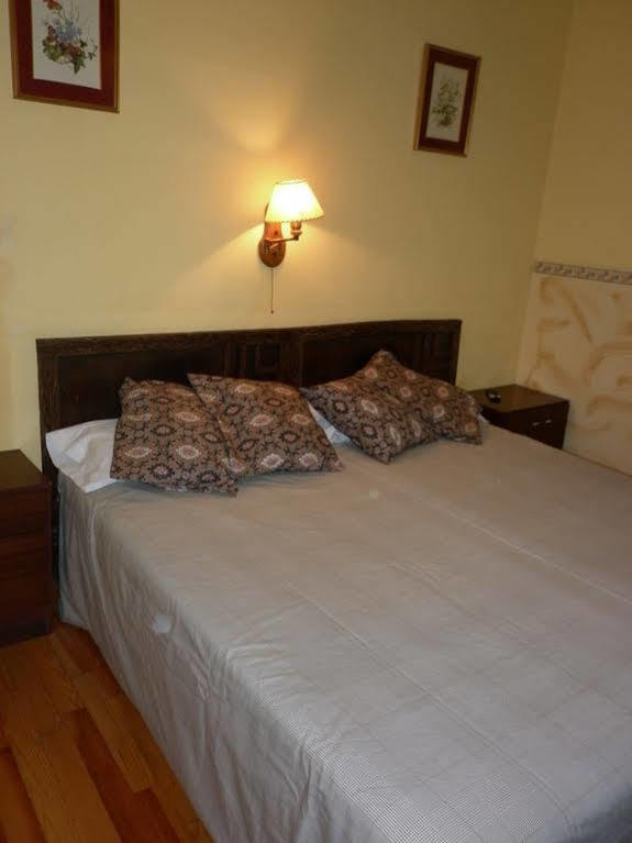 Fonda Cerdanya Hotel Puigcerdà Zewnętrze zdjęcie